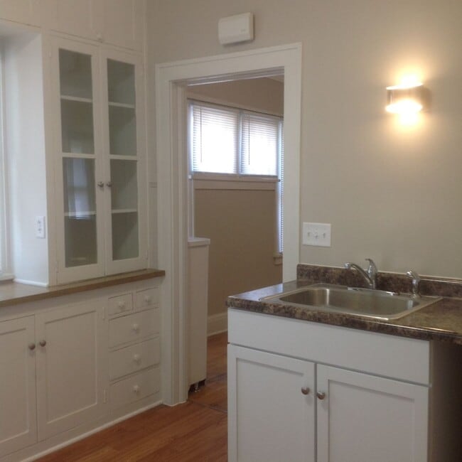 Building Photo - Cute single family house for rent in Willmar, MN