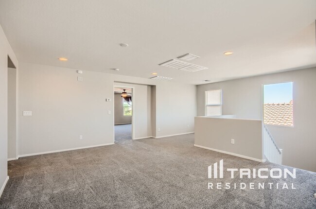 Building Photo - 40859 W Portis Dr