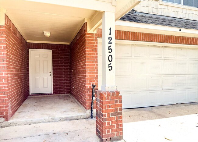 Foto del edificio - 12505 Venus Park Ln