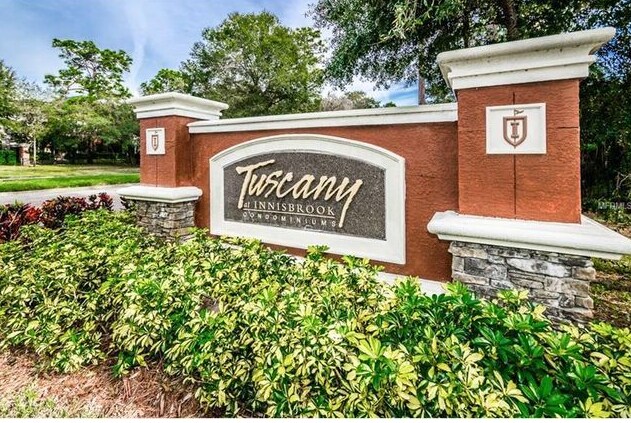 Foto del edificio - 2200 Tuscany Trce