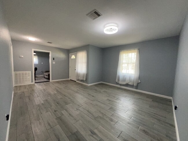 Foto del edificio - 3106 Madeley St