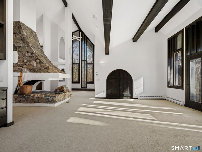 Building Photo - 484 Cognewaugh Rd