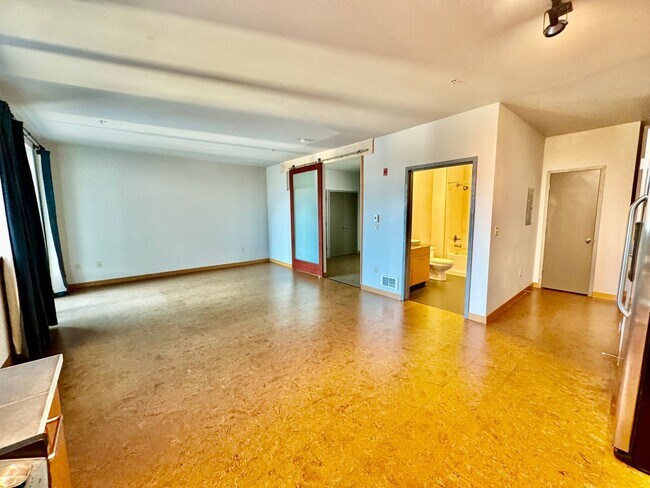 Foto del edificio - 1414 12th Ave