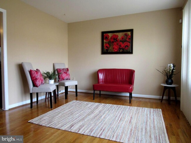 Building Photo - 6203 Upton Pl