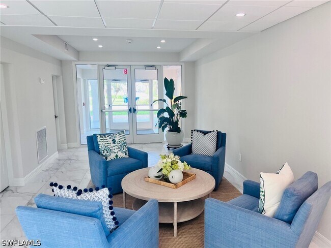 Foto del edificio - 1200 Gulf Shore Blvd N