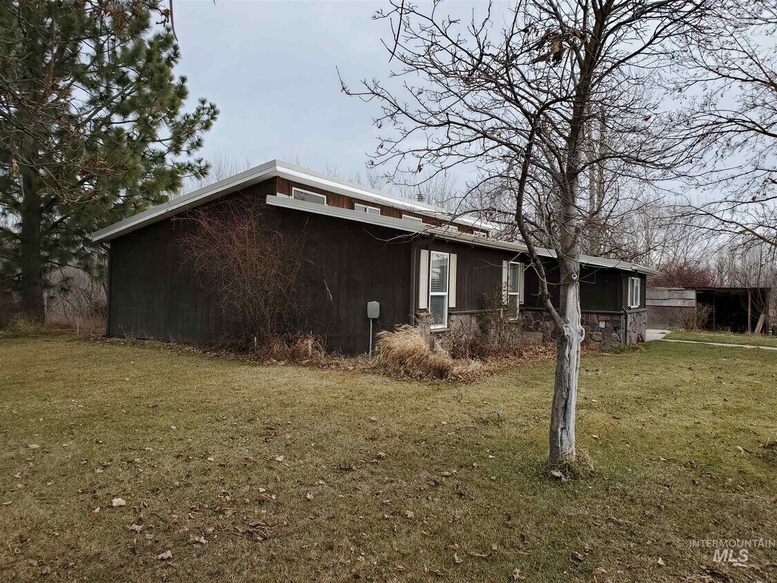 2296 NE 16th St, Fruitland, ID 83619 House Rental in Fruitland, ID