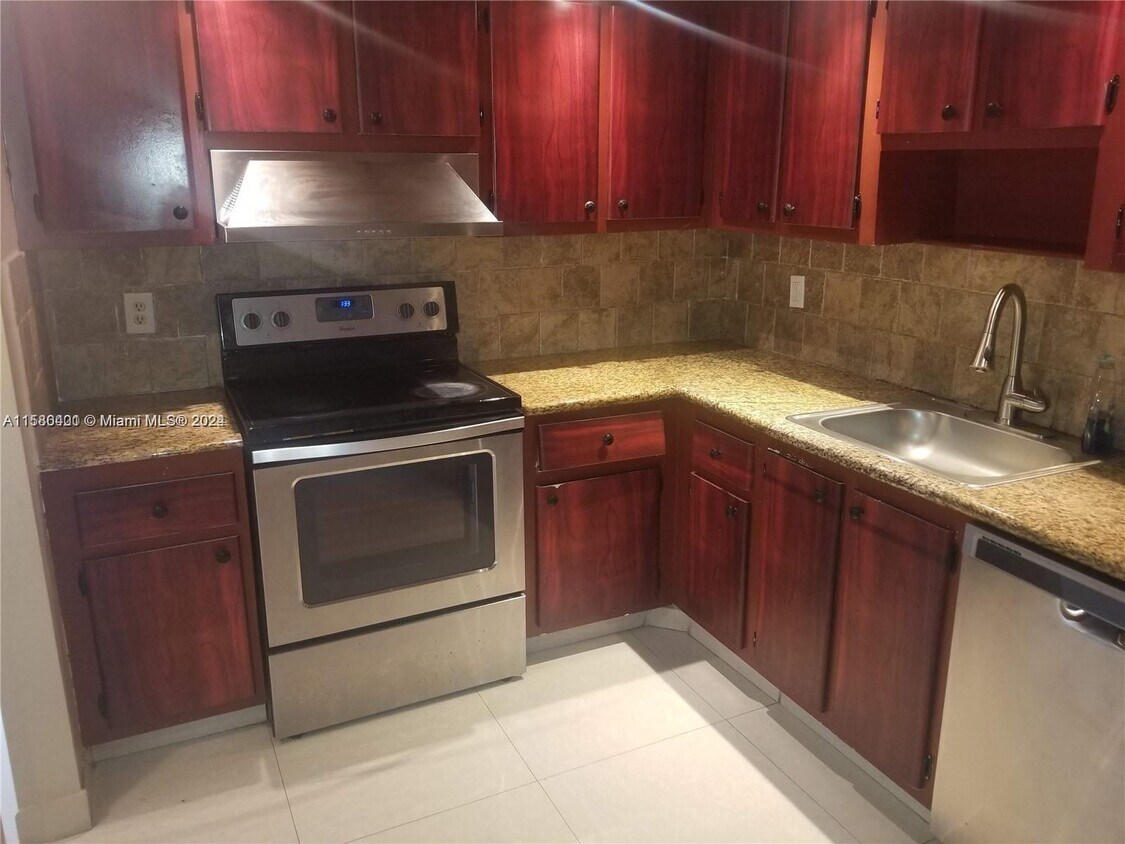 Primary Photo - 1200 NE Miami Gardens Dr