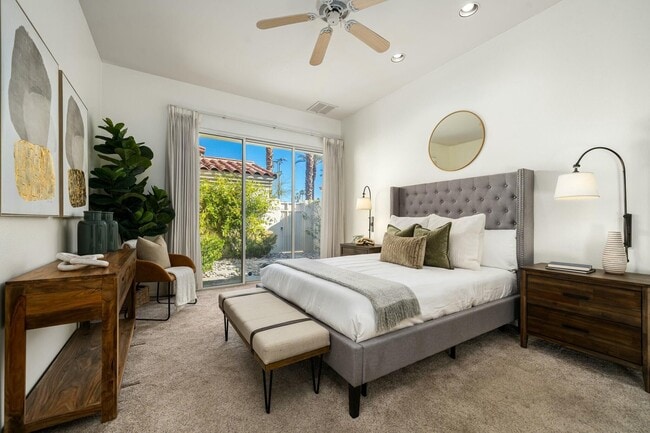 Foto del edificio - 149 Rainbird Cir