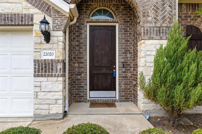 Foto del edificio - 22020 Abigail Way