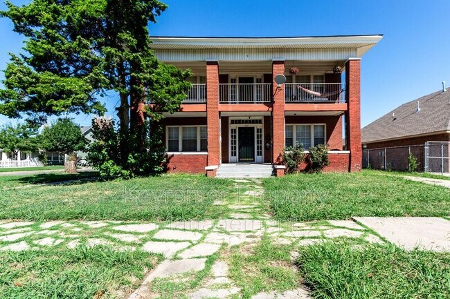 Building Photo - 1629 NW 22nd St