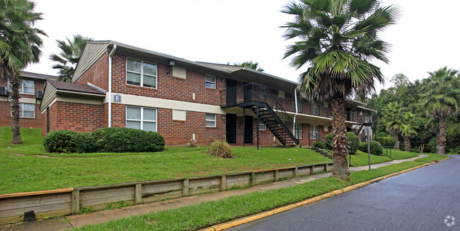 Building Photo - Gadsden Arms Apartments