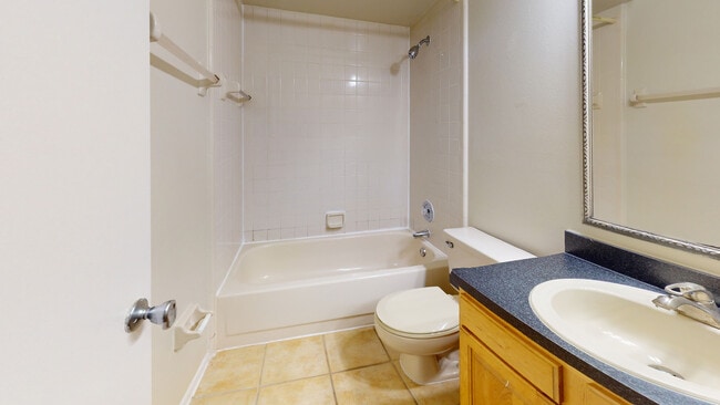 Interior Photo - Alafaya Woods