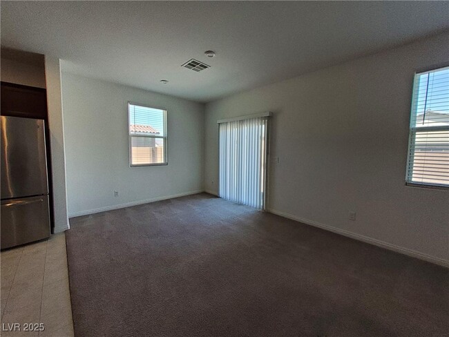 Building Photo - 3602 Malheur Ave