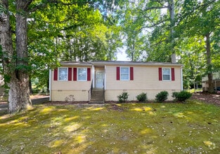 Building Photo - 5207 Cheshire Dr