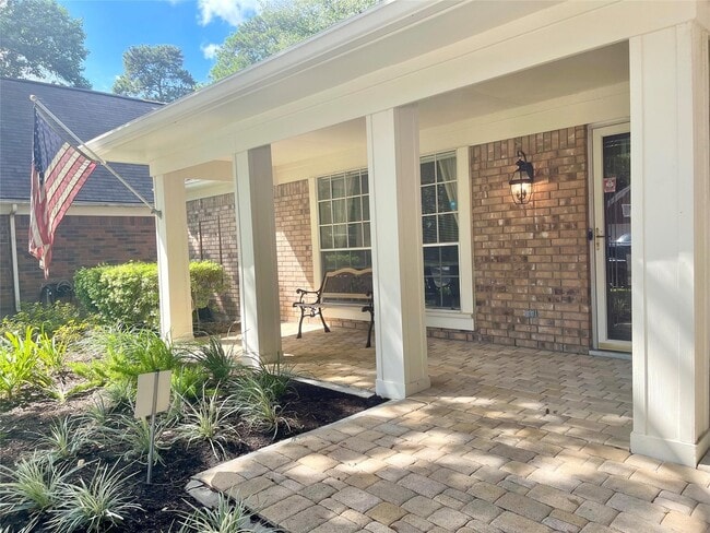 Building Photo - 8910 Driftstone Dr