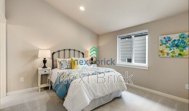 Foto del edificio - 2125 N 113th St