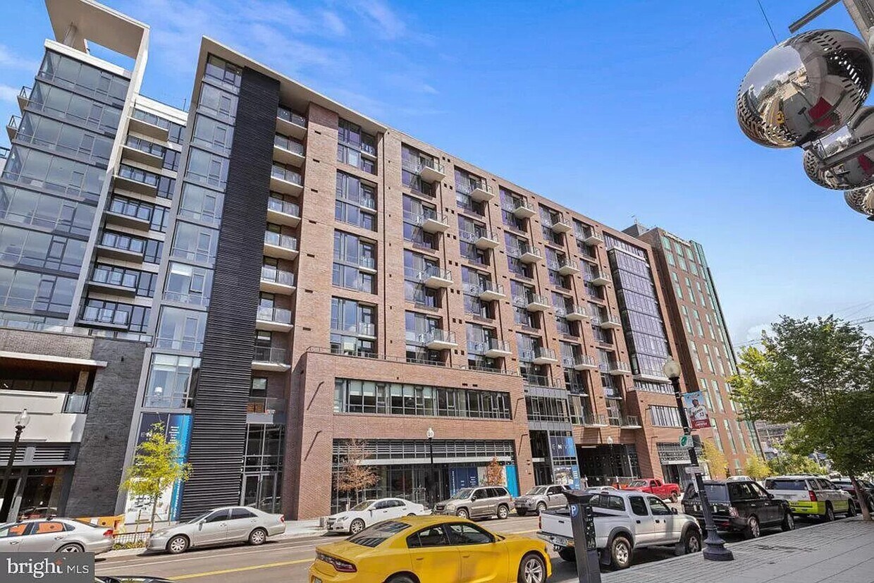 Foto principal - New in Navy Yard with Parking