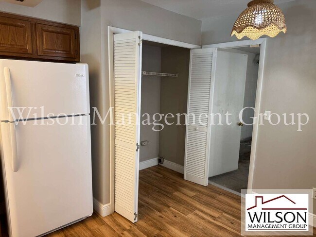 Foto del edificio - 4863 Walden Cir
