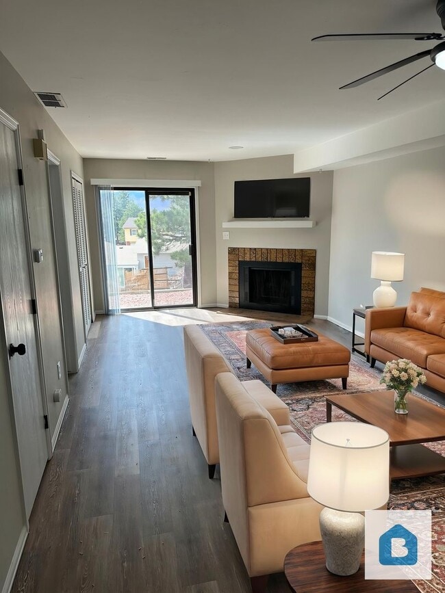 Photo - 5458 Fiesta Ln Apartment