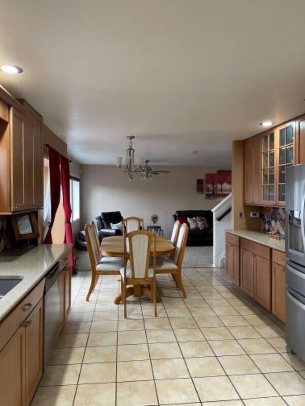 Building Photo - 8719 Rosebud Pl