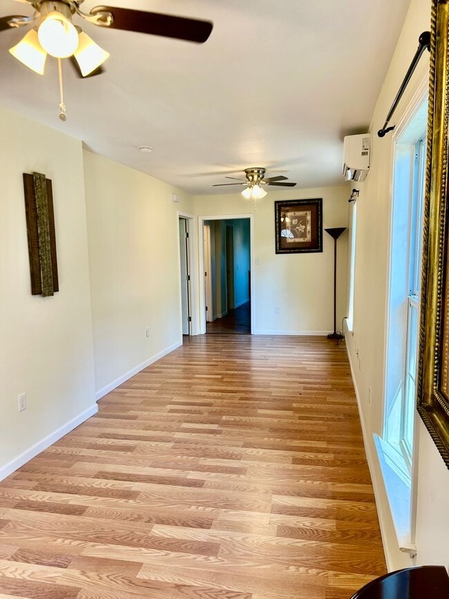 Building Photo - Renovated Shotgun Home