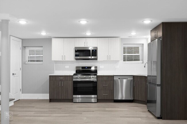 Foto del edificio - 5143 W Cullom Ave