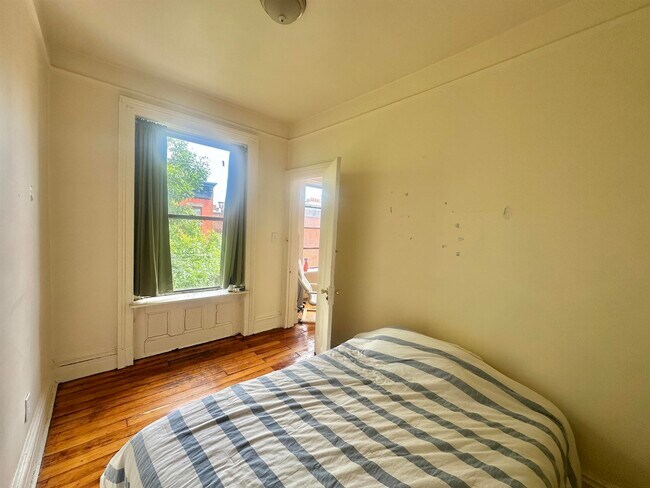Foto del edificio - 109 Wayne St