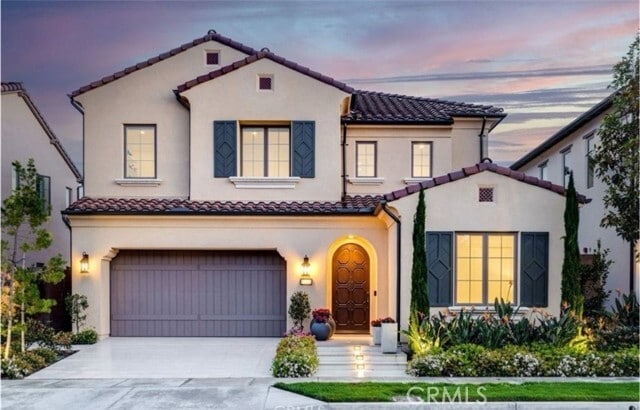 Primary Photo - 124 Summerland