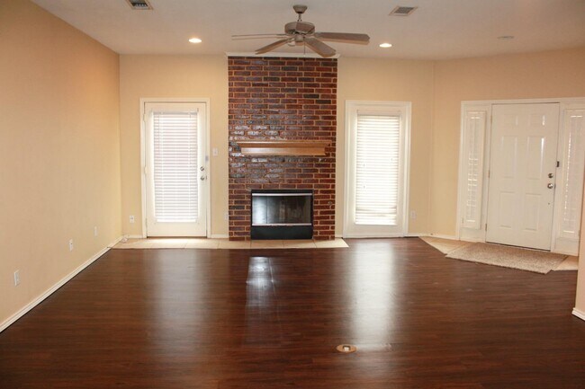 Foto del edificio - 3207 109th St