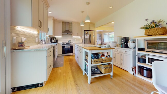 Foto del edificio - 118 Simsbury Dr