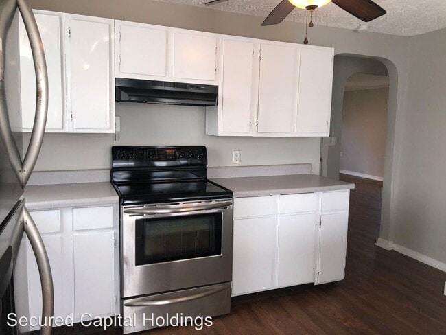 Building Photo - 2 br, 1 bath House - 4224 Flowerdale Ave.