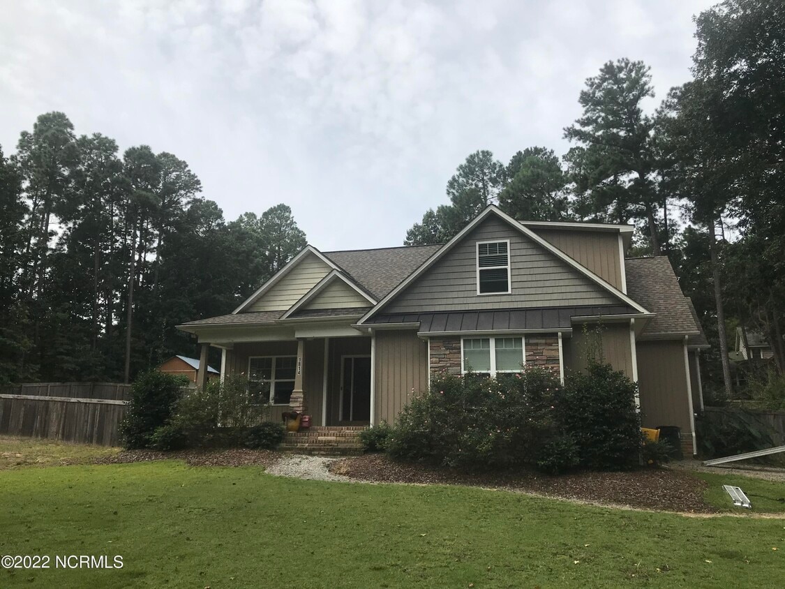1814 E Indiana Ave, Southern Pines, NC 28387 House Rental in Southern