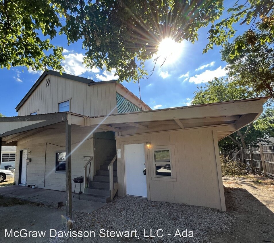 Primary Photo - 1 br, 1 bath House - 821 N Highland Apt C