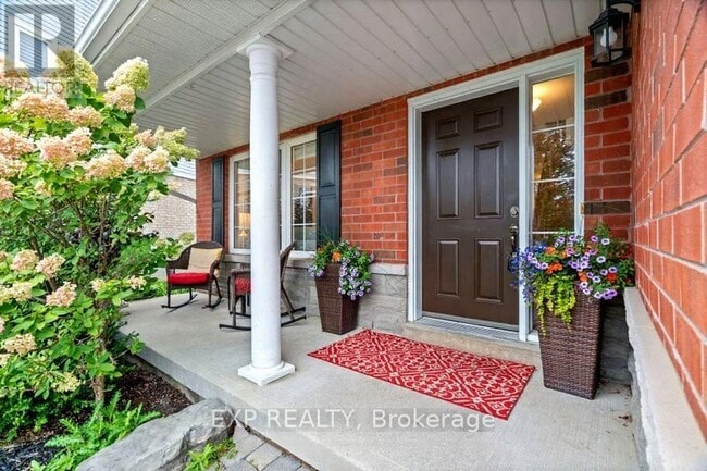 Building Photo - 1905 Clearwater Ct