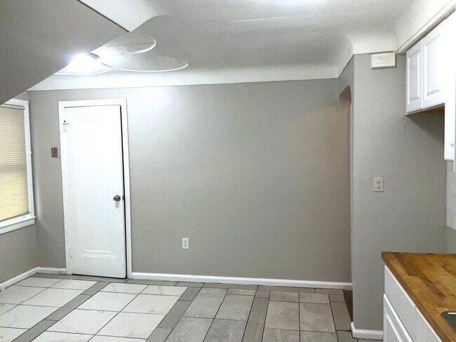 Foto del edificio - 15797 Washburn St
