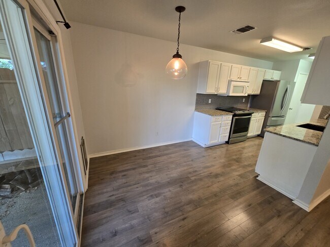 Photo - 7914 Galaway Bay Townhome