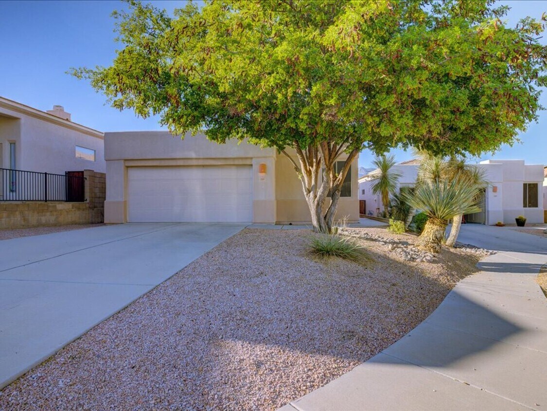 7381 E Placita Luz de La Luna, Tucson, AZ 85715 House Rental in