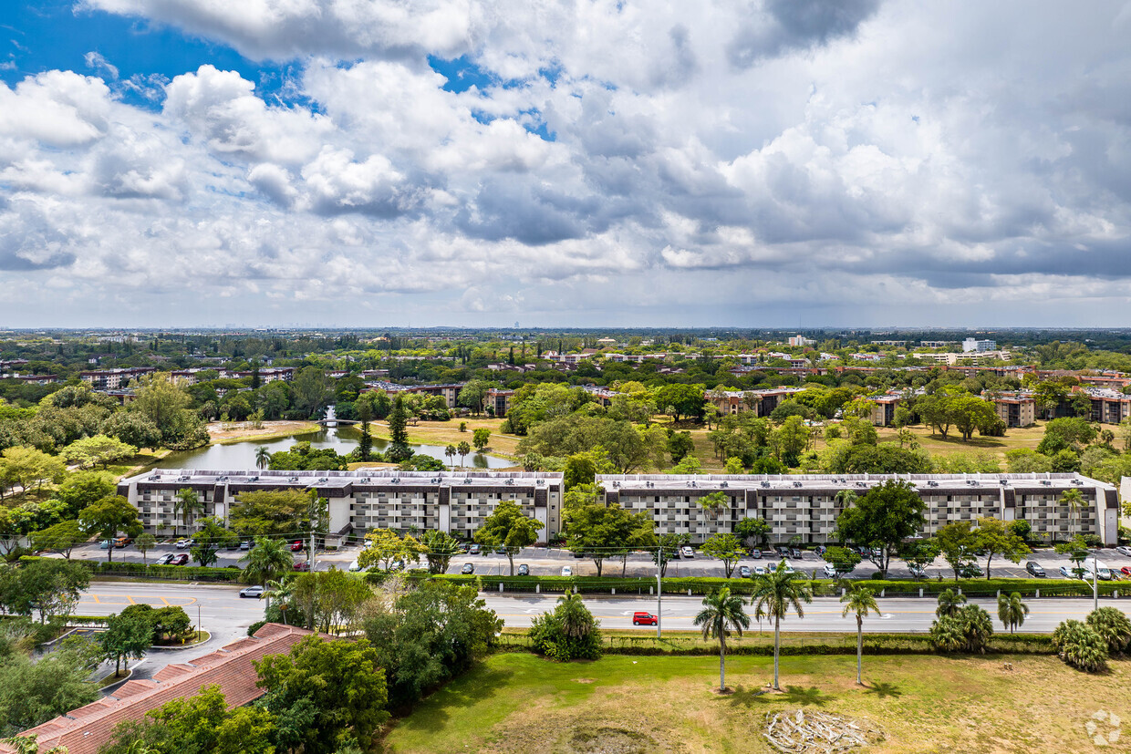 Foto del edificio - The Greens of Inverrary
