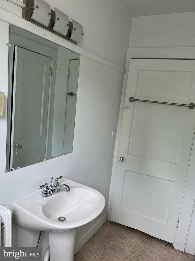 607 Piedmont Ave Unit 3B, Cumberland, MD 21502 Apartment for Rent in Cumberland, MD