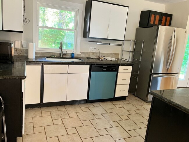 Foto del edificio - 3607 E Morningside Dr