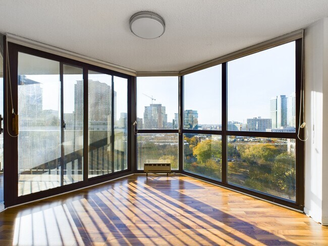 Foto del edificio - 33 W Delaware Pl