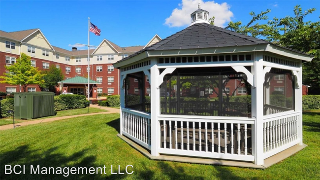Foto del edificio - 1121 St Agnes Ln