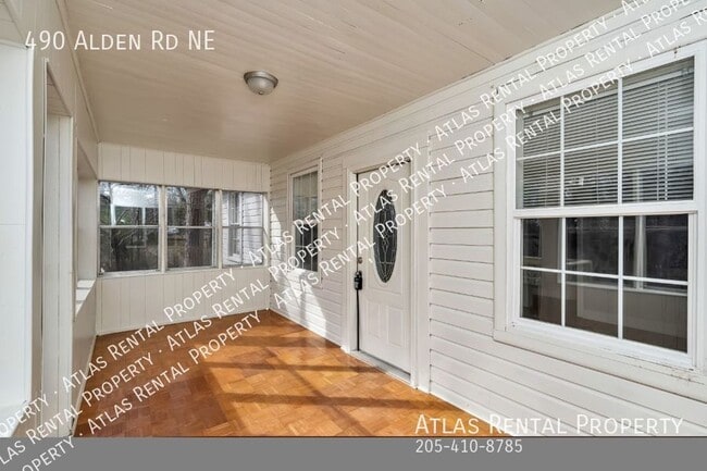 Building Photo - 490 Alden Rd NE