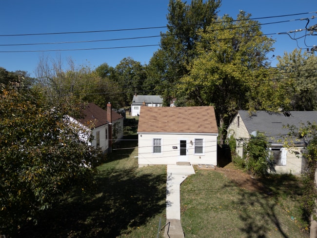 Foto del edificio - 5305 Wilborn Dr