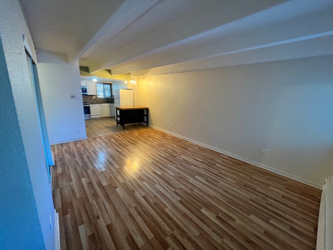 Foto del edificio - 655 N Pearl St