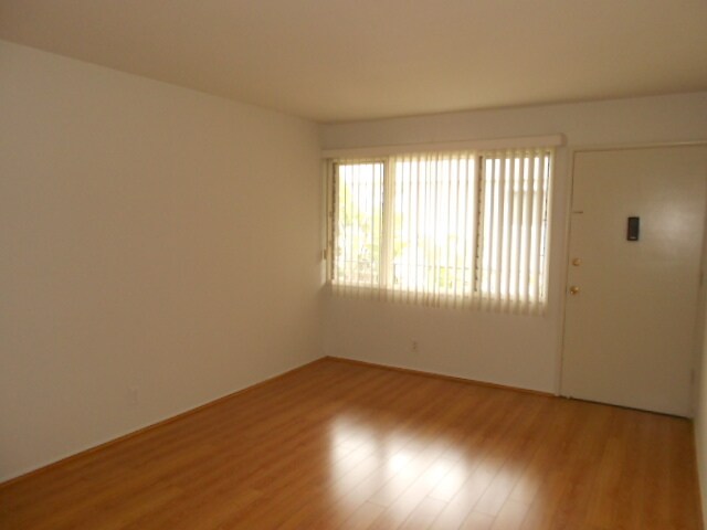 Foto principal - 1457 S Westgate Ave