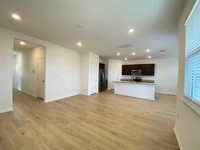 Building Photo - 217 Saide St