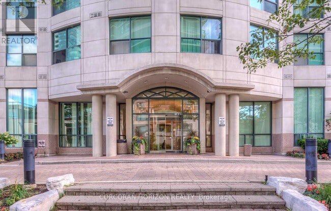 Building Photo - 7 Lorraine Dr