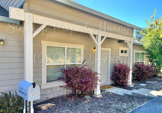 Foto del edificio - Updated 2BR/2BA Home | Generator • Fenced Yard • EV Charging