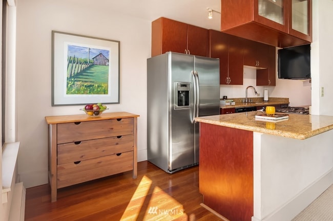 Kitchen - 1105 Spring St